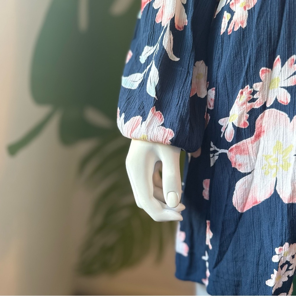 Billabong Navy Floral Swing Tunic with Pink and Cream Flowers - Picture 4 of 4